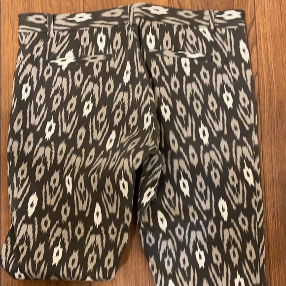 GAP Printed Slacks Size 14 R - Picture 7 of 7